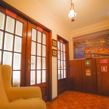 Quarto Com 4 Camas Porto Kültér fotó