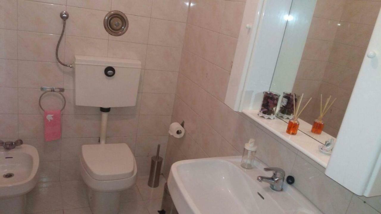 Quarto Com 4 Camas Porto Kültér fotó