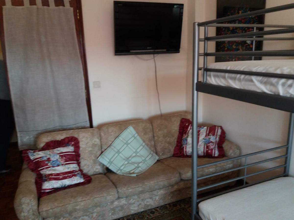 Quarto Com 4 Camas Porto Kültér fotó