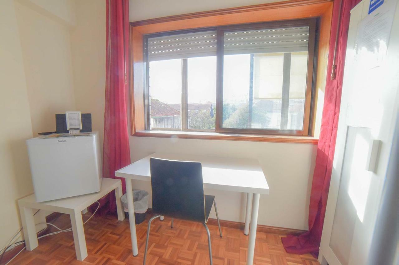 Quarto Com 4 Camas Porto Kültér fotó